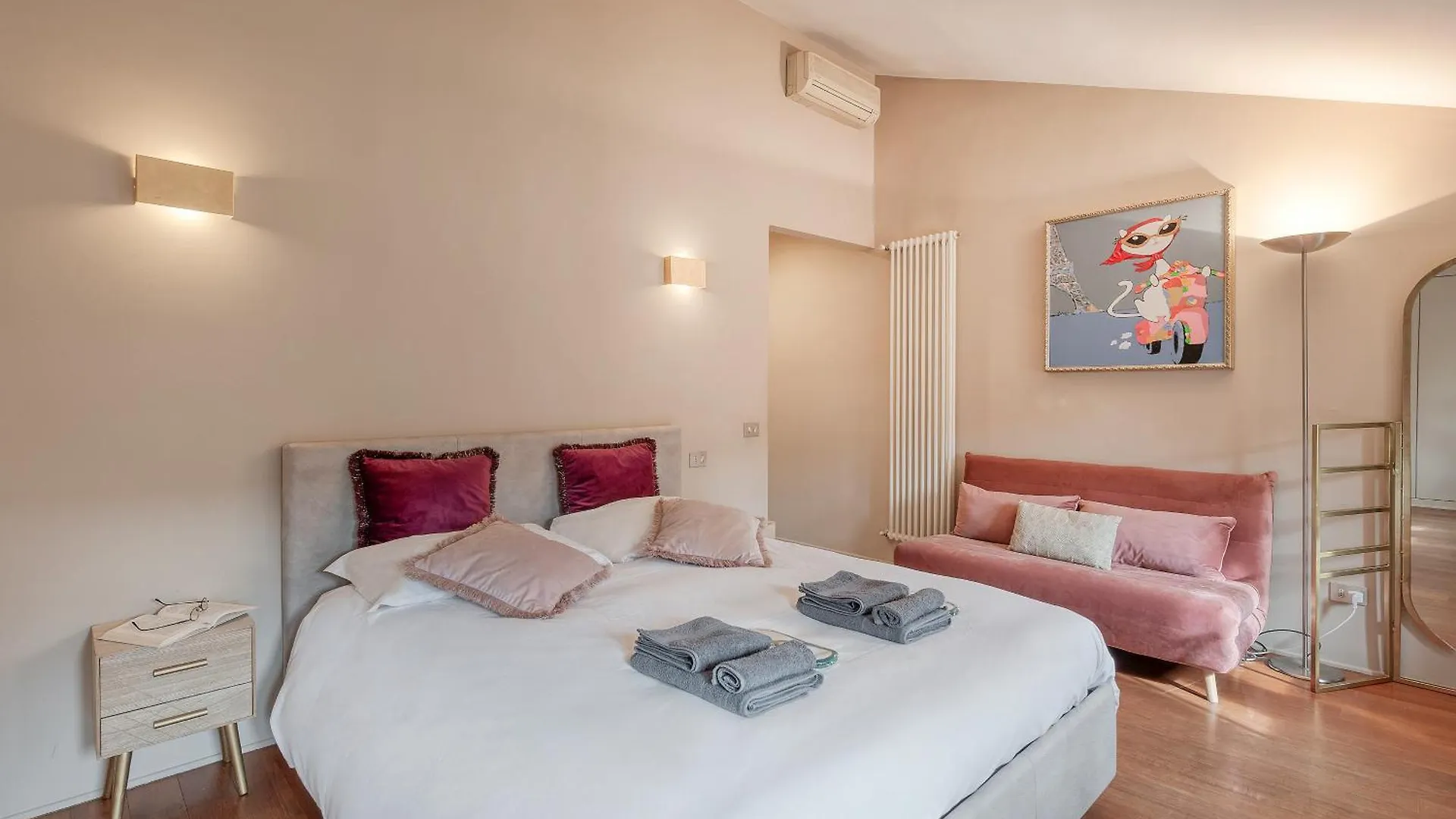 Pontaccio, 4 - Vivere In Brera, Con Ampio Terrazzo Milan