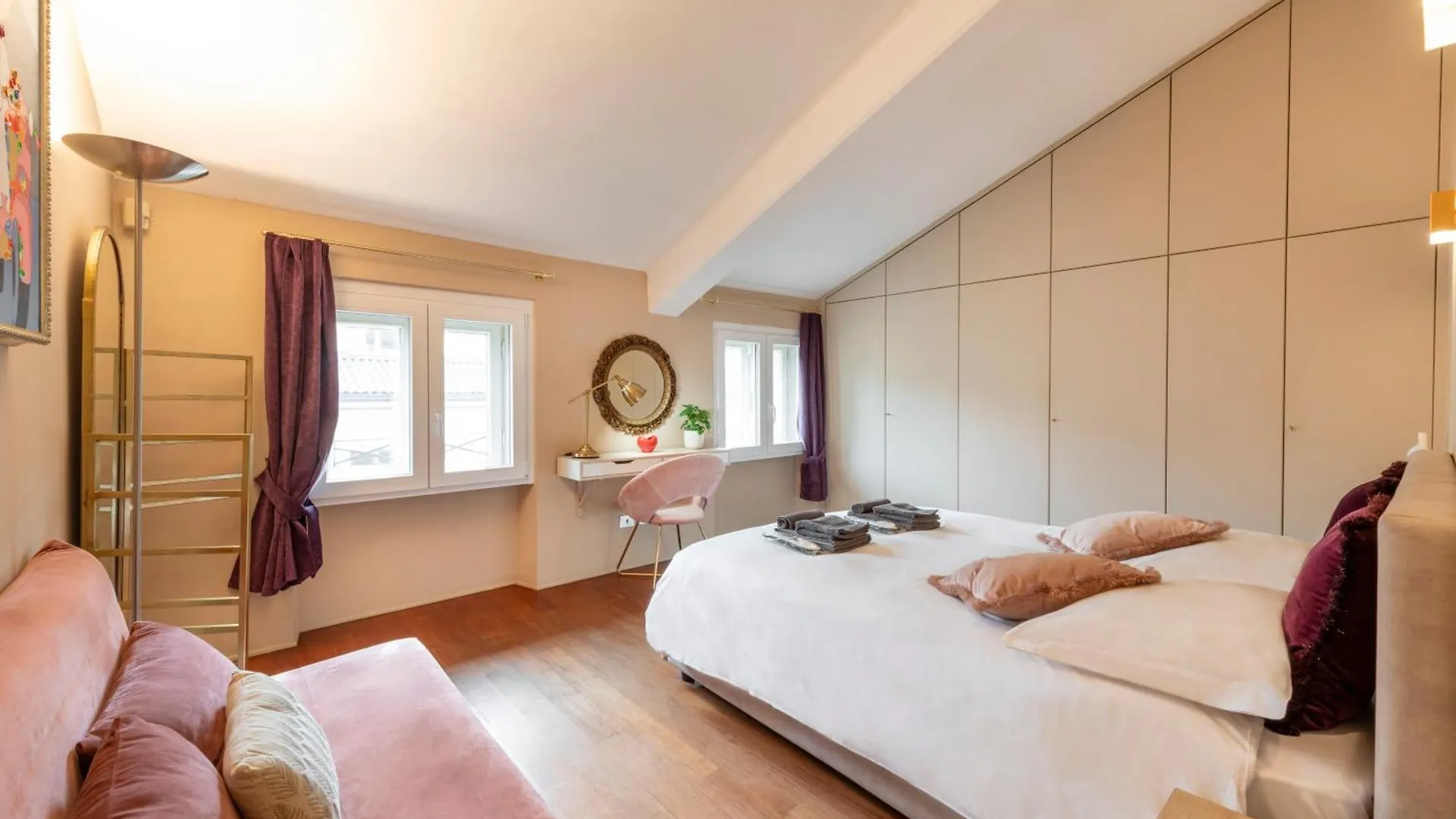 Pontaccio, 4 - Vivere In Brera, Con Ampio Terrazzo Milan Apartment