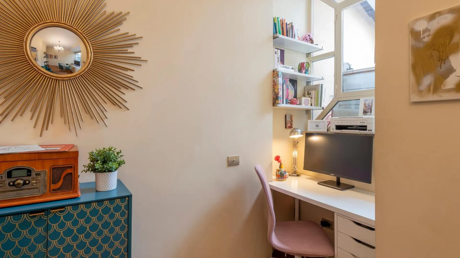 Pontaccio, 4 - Vivere In Brera, Con Ampio Terrazzo Milan Italy