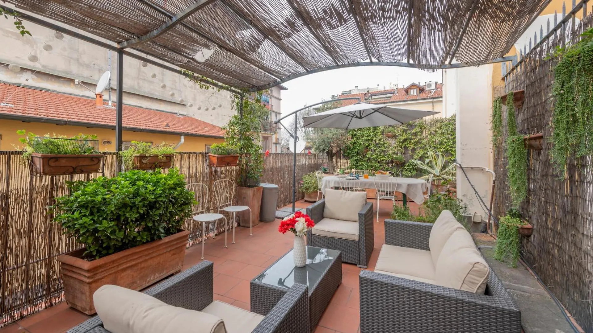 Pontaccio, 4 - Vivere In Brera, Con Ampio Terrazzo Milan Italy