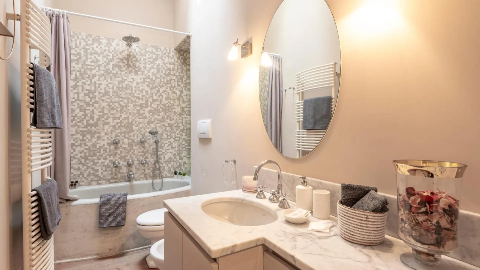 Pontaccio, 4 - Vivere In Brera, Con Ampio Terrazzo Milan Apartment